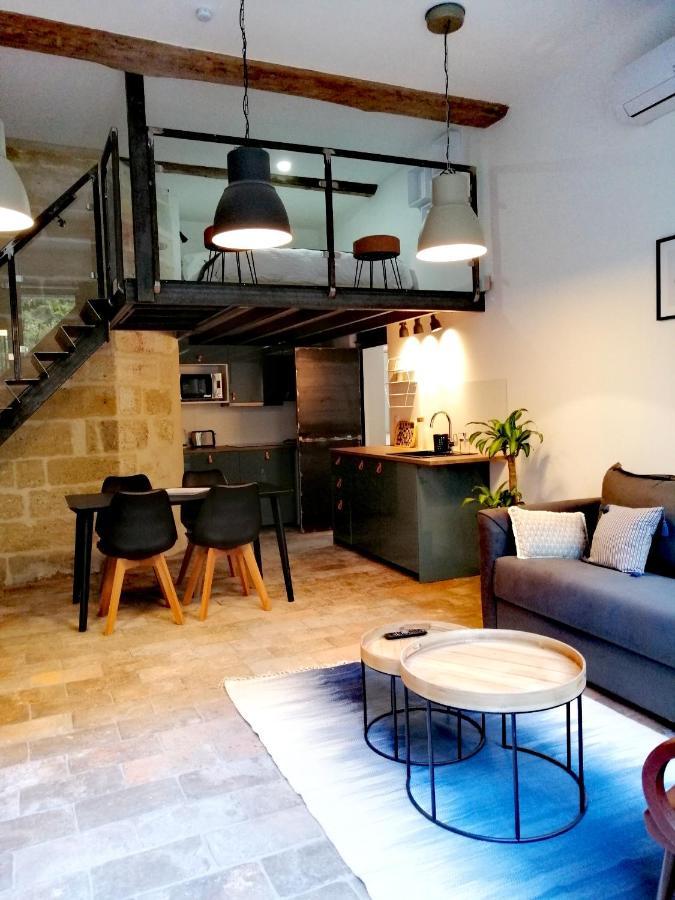 La Maison Grivolas Appartements Et Maison D'Hotes Avignon Exterior foto