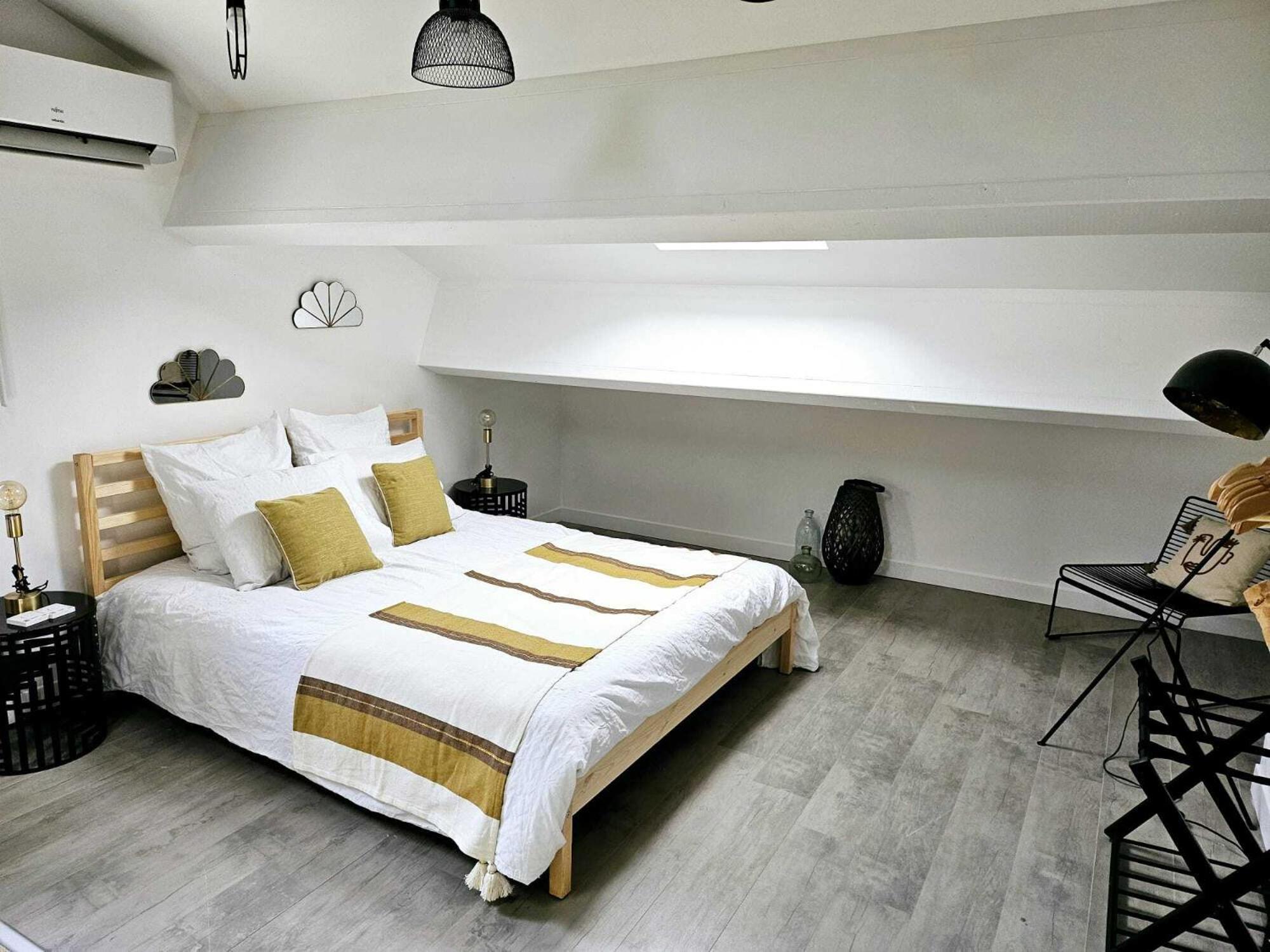 La Maison Grivolas Appartements Et Maison D'Hotes Avignon Zimmer foto