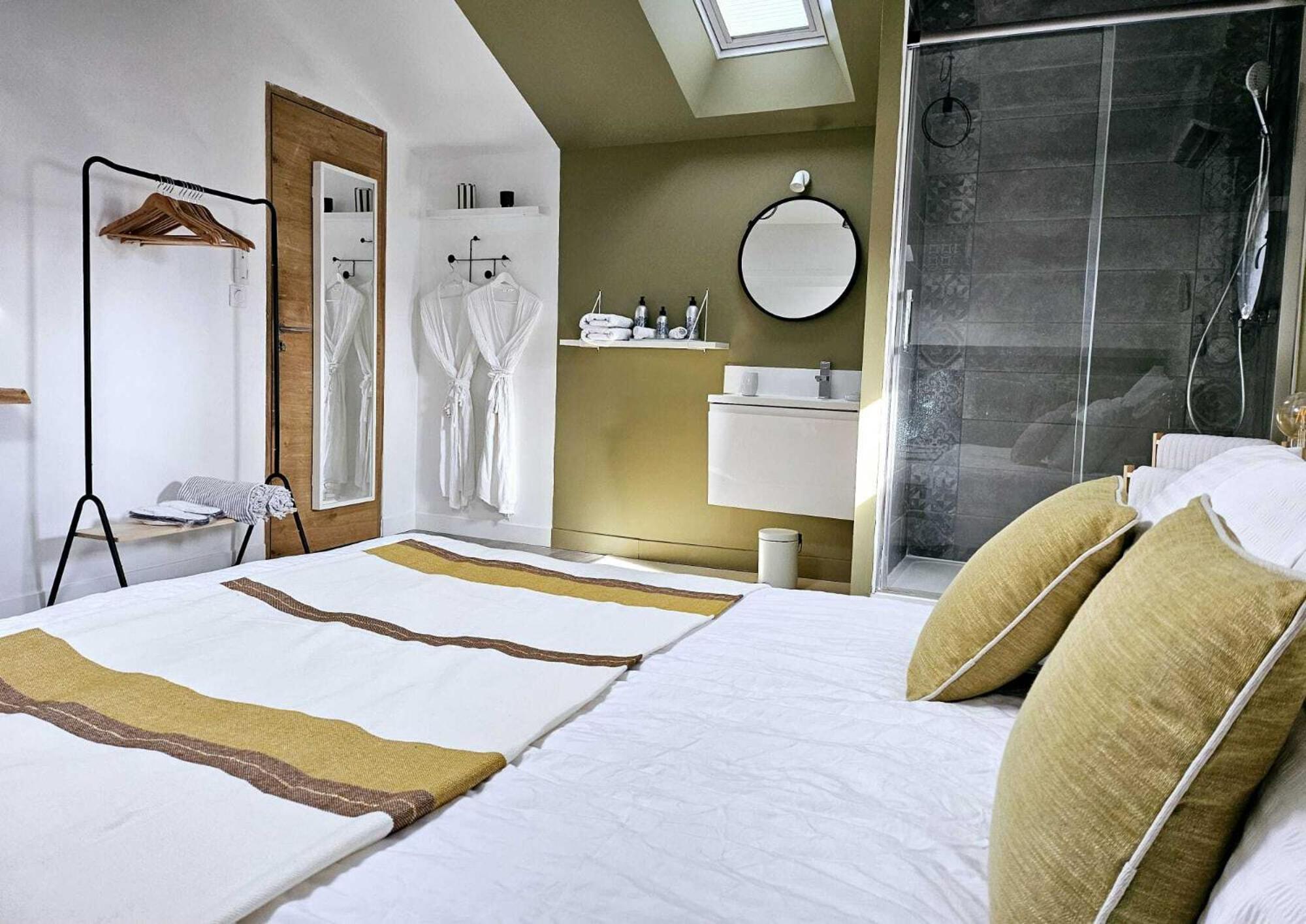 La Maison Grivolas Appartements Et Maison D'Hotes Avignon Zimmer foto