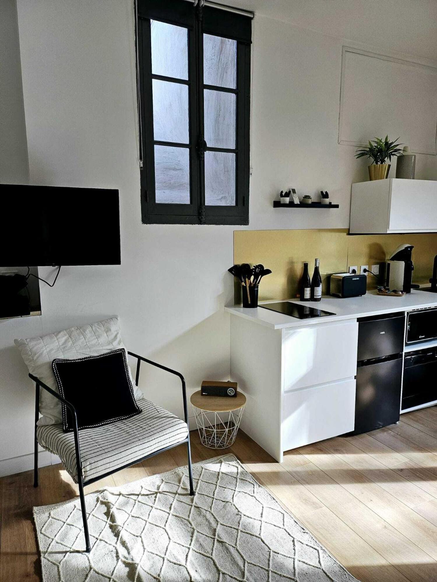 La Maison Grivolas Appartements Et Maison D'Hotes Avignon Zimmer foto